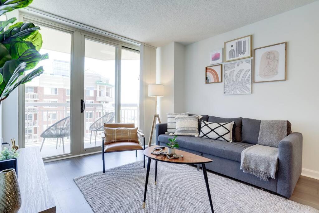 Gorgeous 1 Bedroom At Ballston Place With Gym Apartment