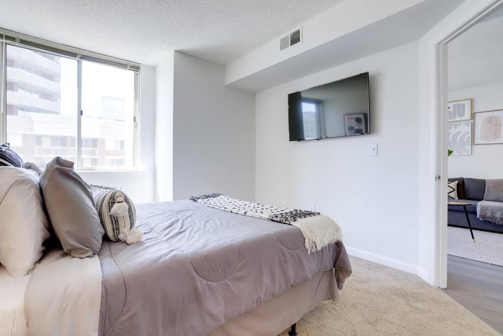 Gorgeous 1 Bedroom At Ballston Place With Gym * Arlington